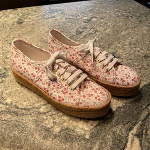 Superga woman’s sneaker size 39